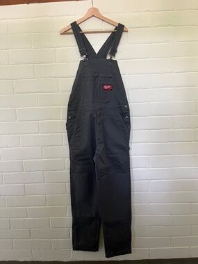 Milwaukee tool cotton overalls size 30x32